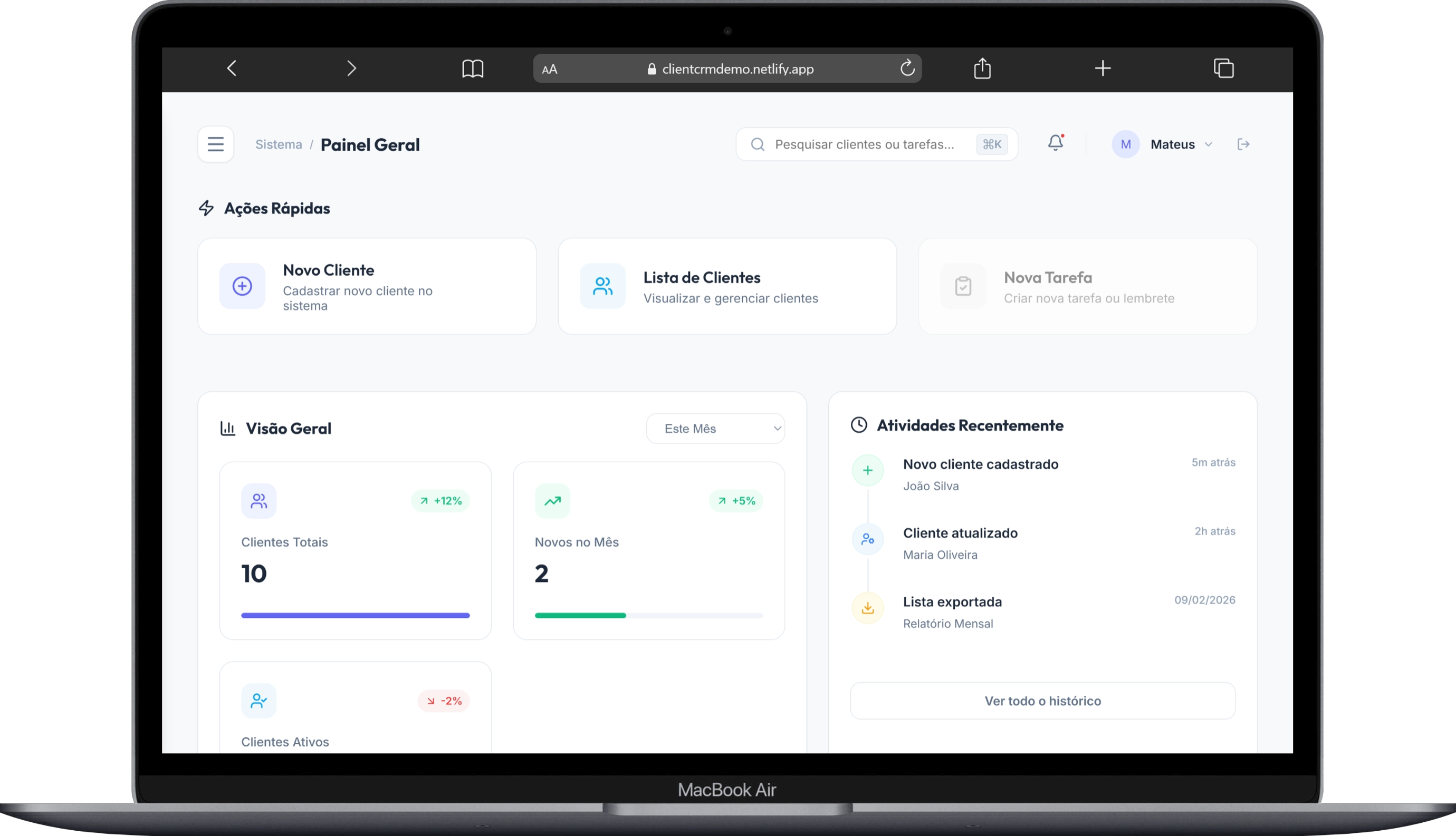 CRM Gestão de clientes - Macbook View